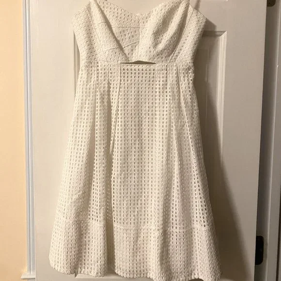 Club Monaco | Dresses | Club Monaco Tamarah Sweetheart Eyelet Cutout Mini White  Dress | Poshmark